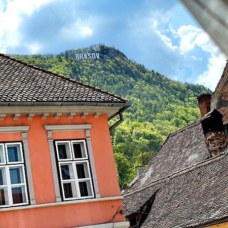 White Moon Apartment Brasov Ngoại thất bức ảnh