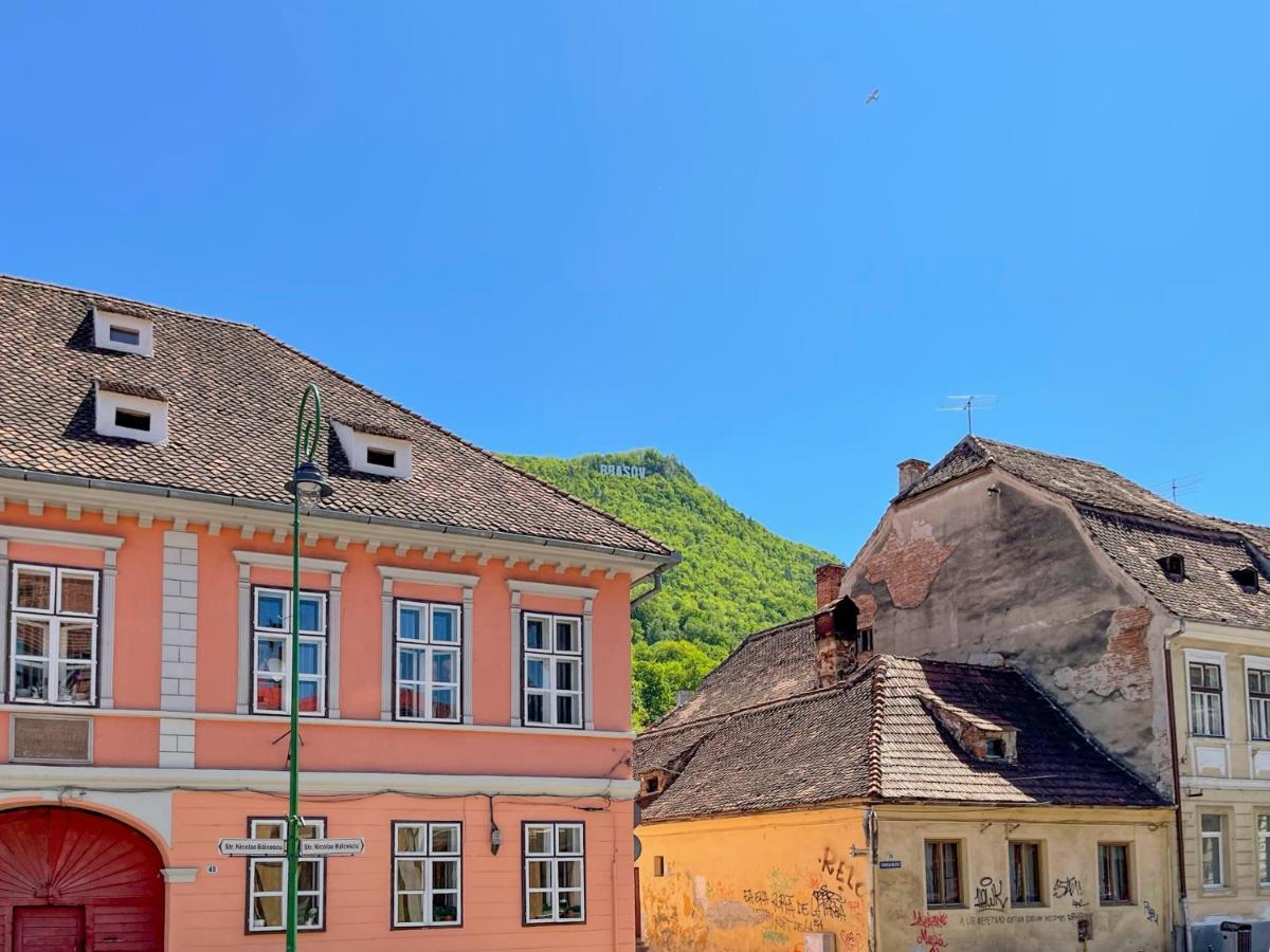White Moon Apartment Brasov Ngoại thất bức ảnh